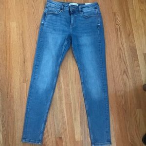 Zara Mid rise skinny jeans